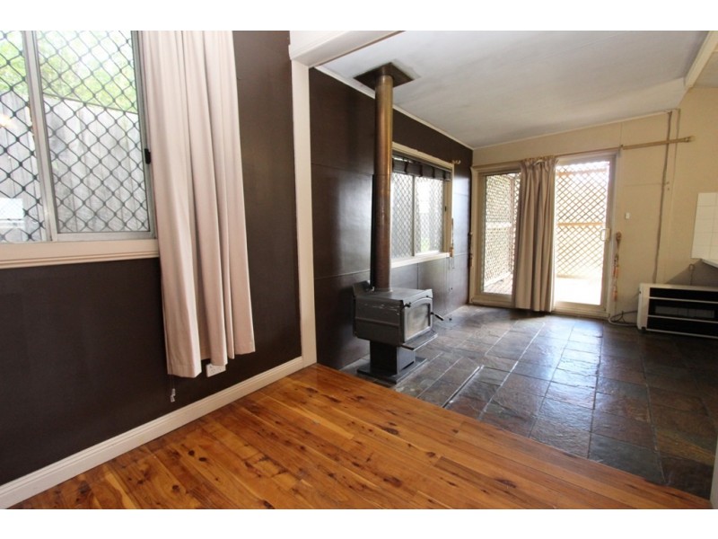 206 Rocket Street, Bathurst NSW 2795