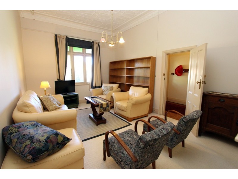 59 Piper Street, Bathurst NSW 2795