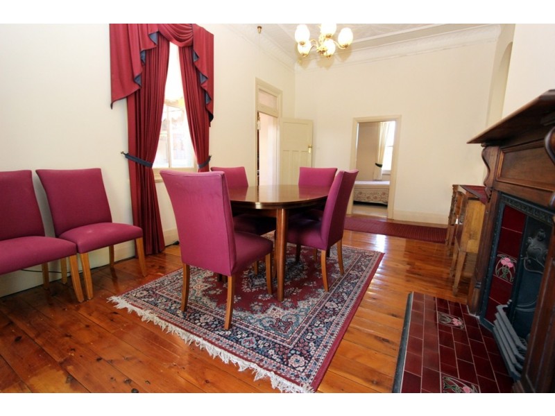 59 Piper Street, Bathurst NSW 2795