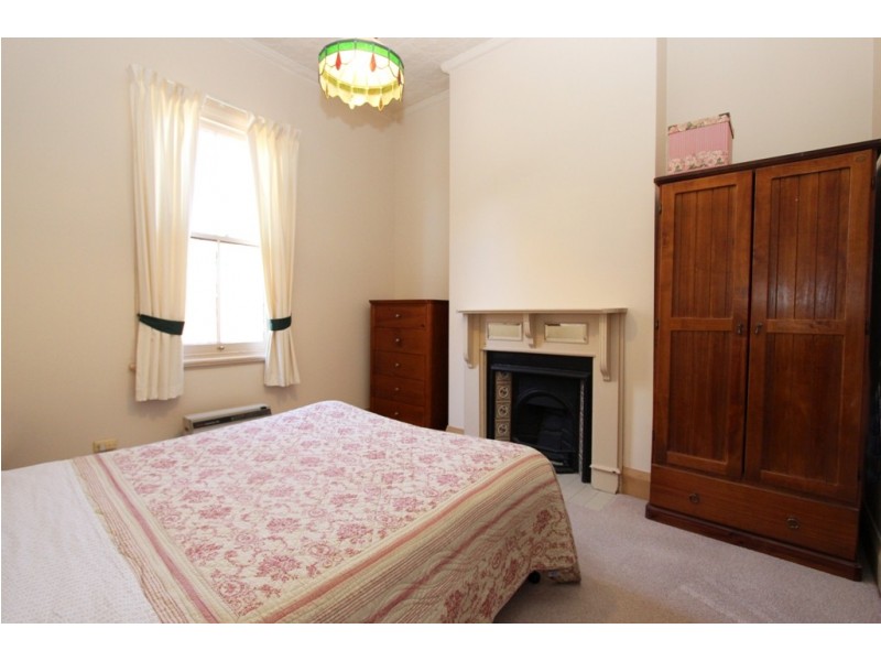 59 Piper Street, Bathurst NSW 2795