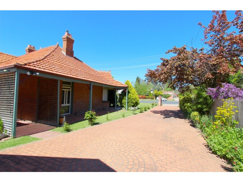 59 Piper Street, Bathurst NSW 2795