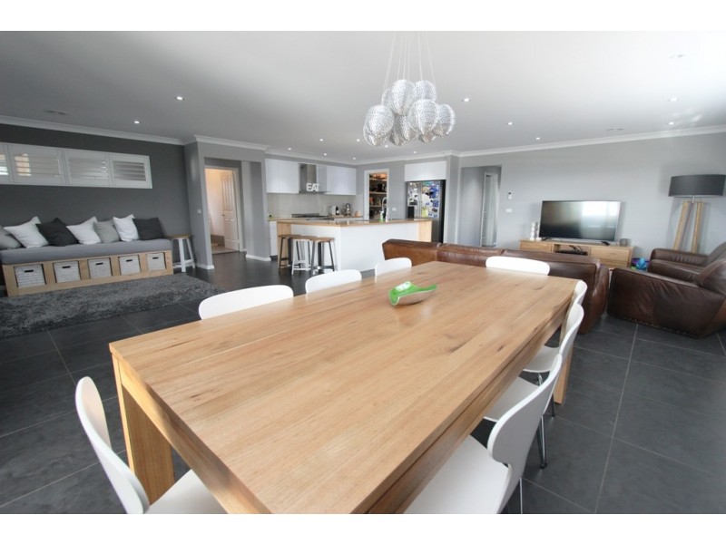 69 Swanbrooke Street, Windradyne NSW 2795