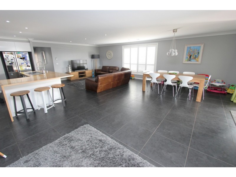 69 Swanbrooke Street, Windradyne NSW 2795