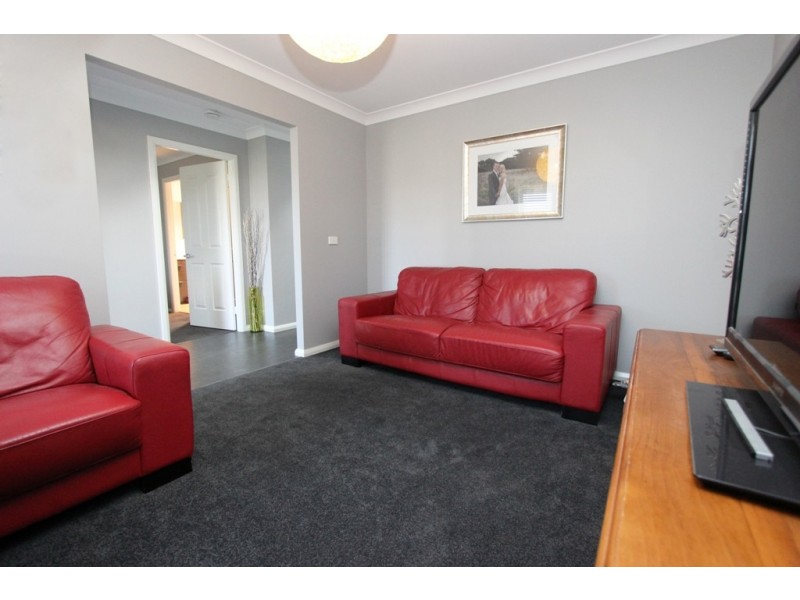 69 Swanbrooke Street, Windradyne NSW 2795