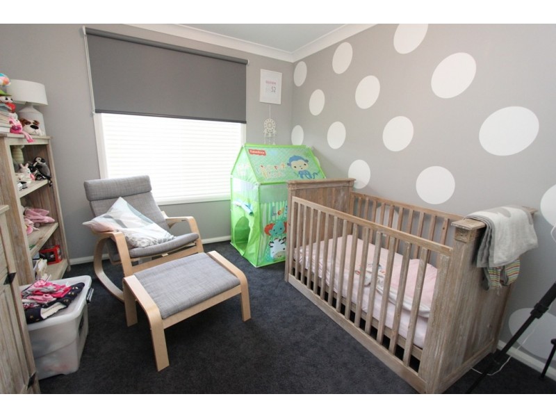 69 Swanbrooke Street, Windradyne NSW 2795