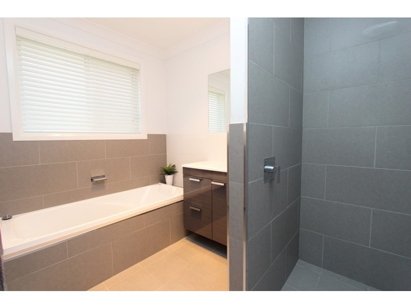 69 Swanbrooke Street, Windradyne NSW 2795