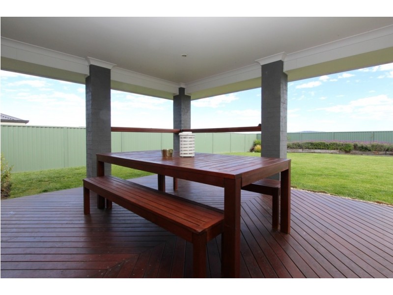 69 Swanbrooke Street, Windradyne NSW 2795