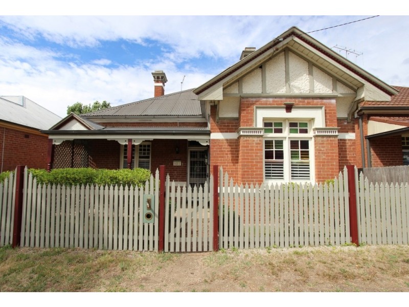 157 Durham Street, Bathurst NSW 2795