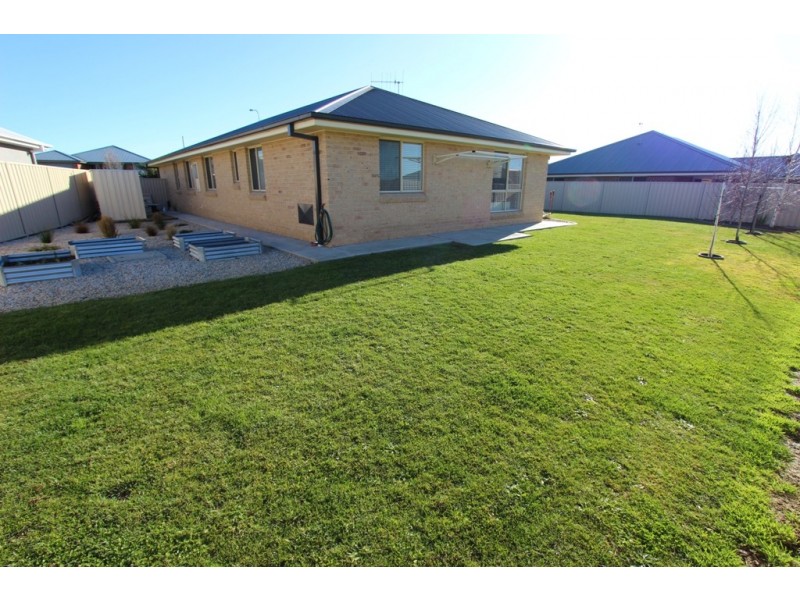 99 Evernden Road, Llanarth NSW 2795