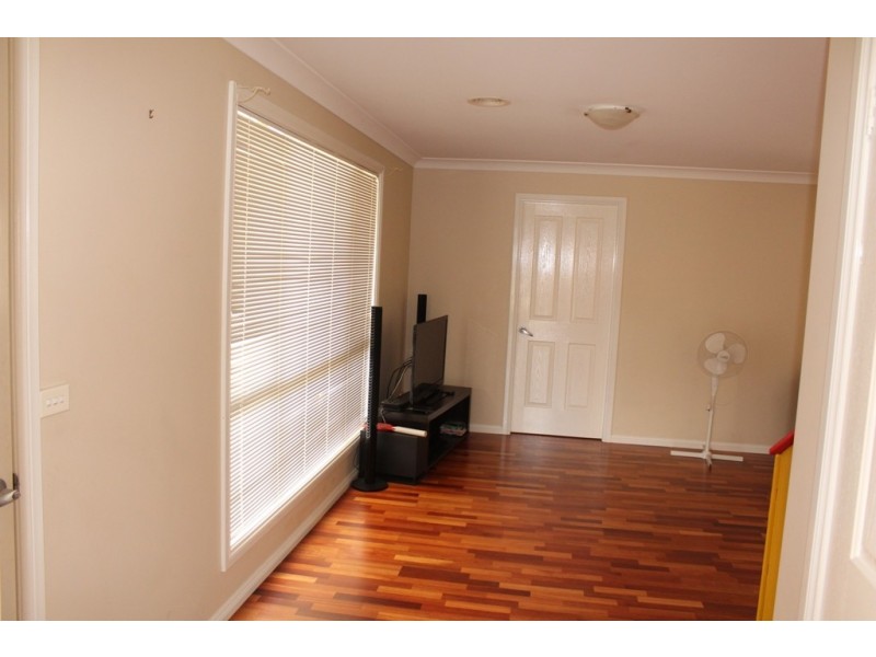 2 Vincent Crescent, Bathurst NSW 2795