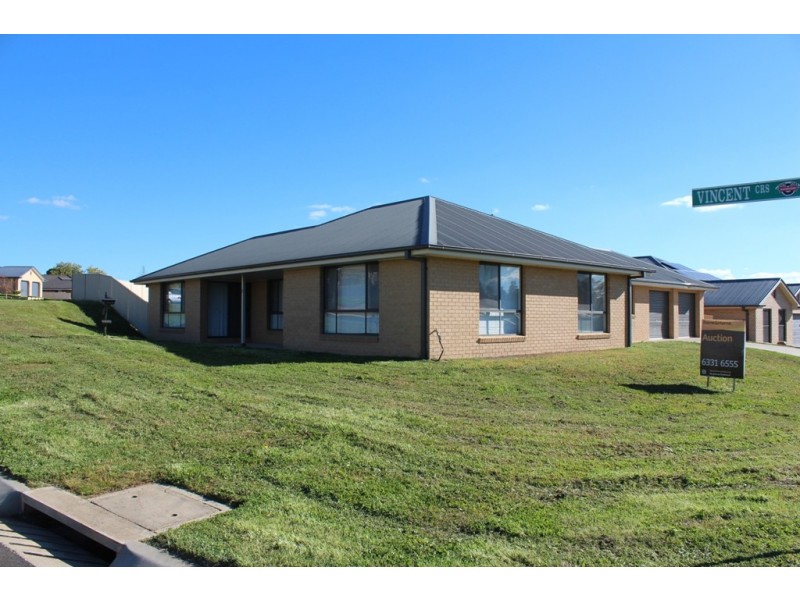 2 Vincent Crescent, Bathurst NSW 2795