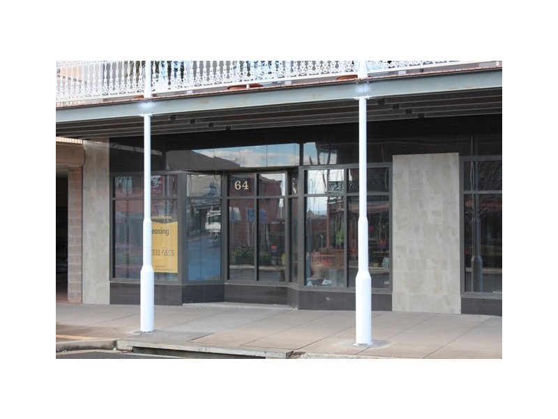 64 George Street, Bathurst NSW 2795