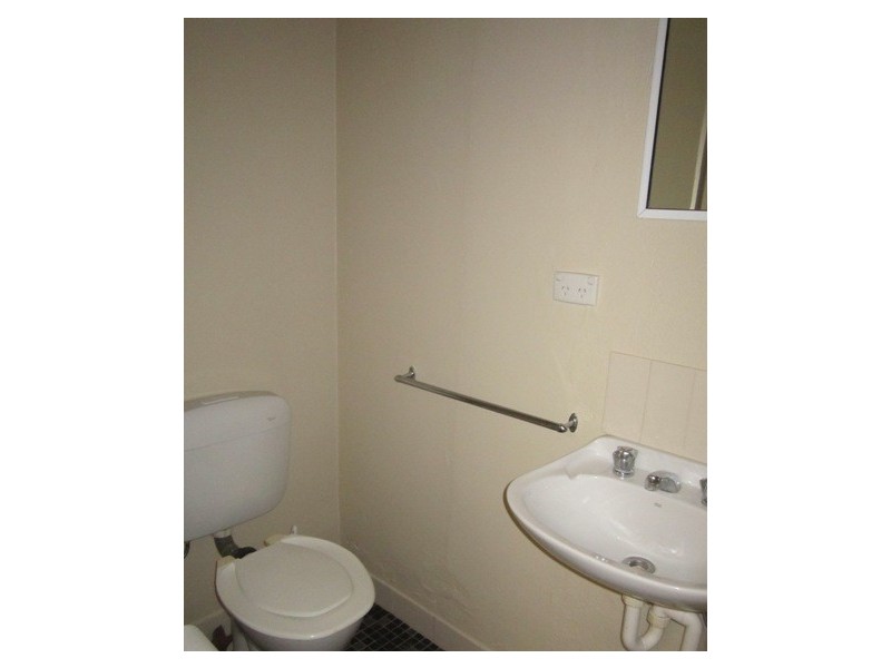 16/2 Keppel Street, Bathurst NSW 2795