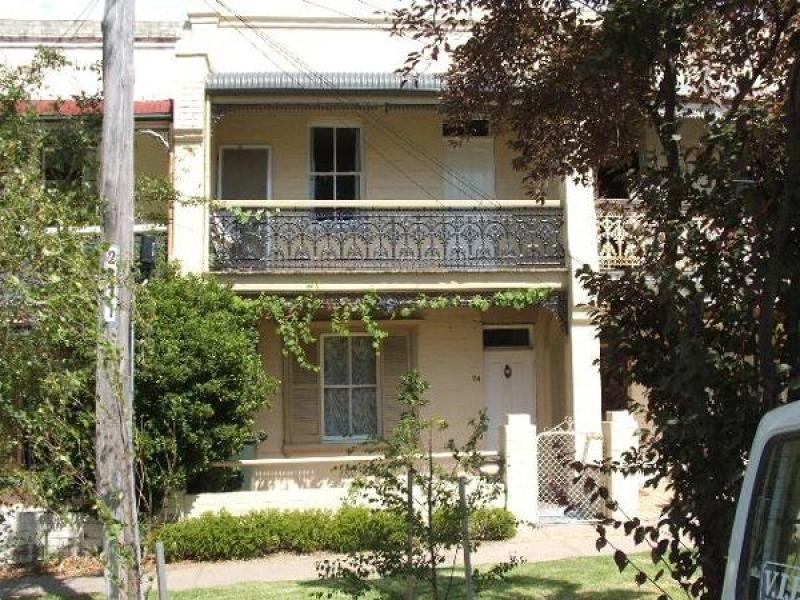 74 Piper Street, Bathurst NSW 2795