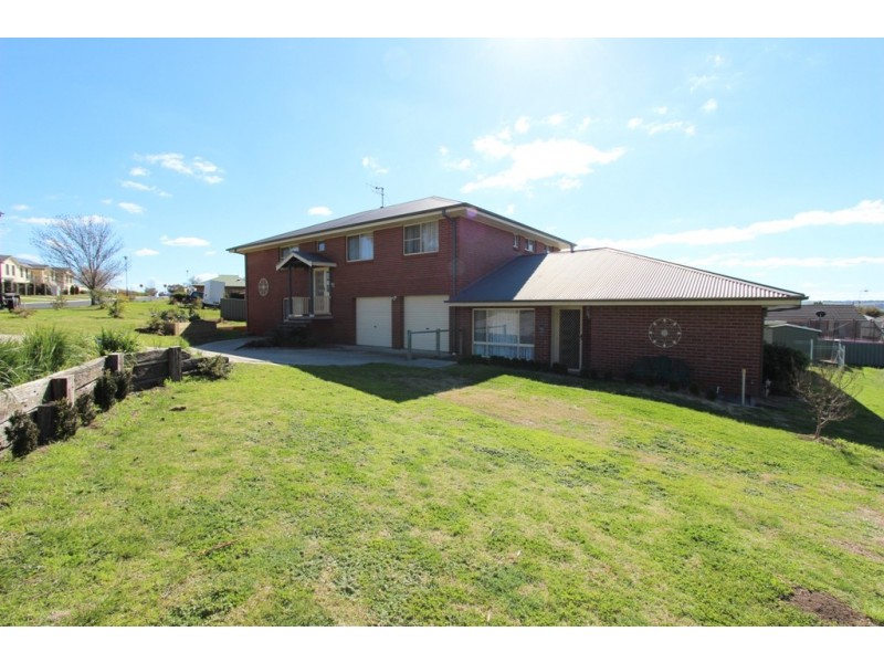 99 Darwin Drive, Llanarth NSW 2795