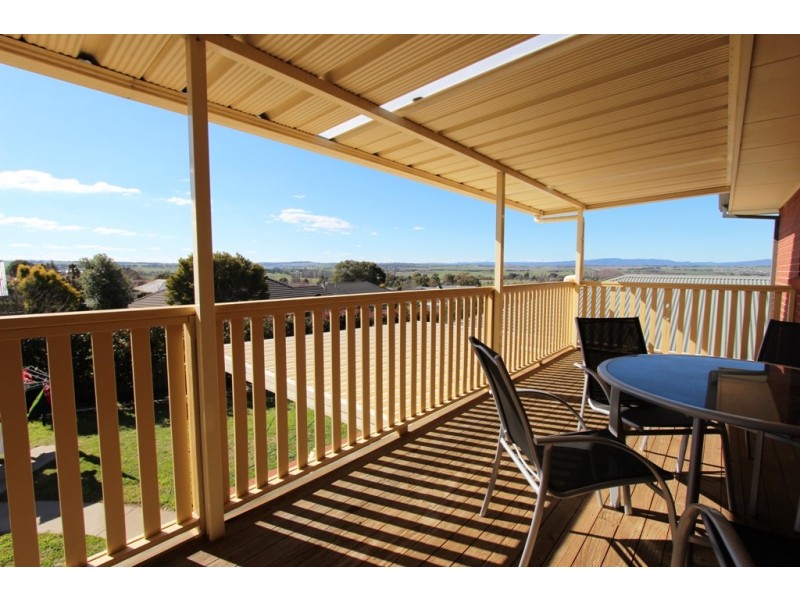 99 Darwin Drive, Llanarth NSW 2795