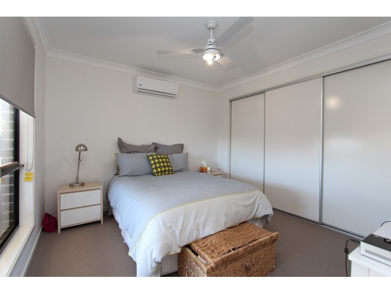 6 and 6a Amber Close, Kelso NSW 2795