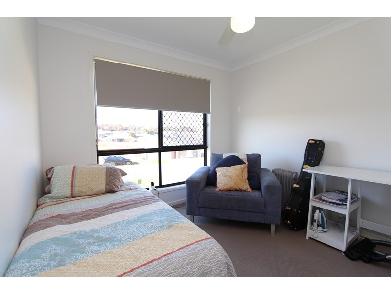 6 and 6a Amber Close, Kelso NSW 2795