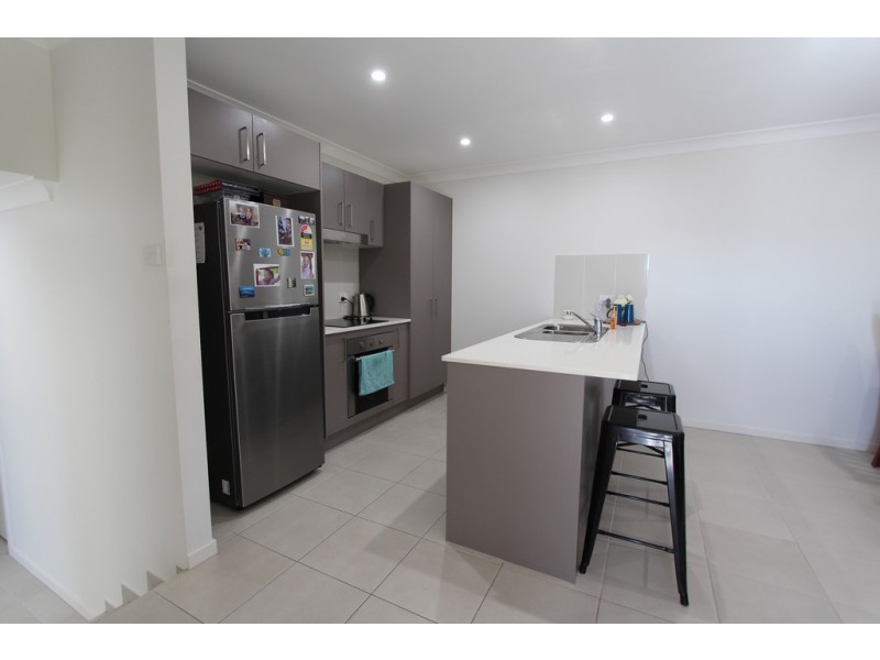 6 and 6a Amber Close, Kelso NSW 2795