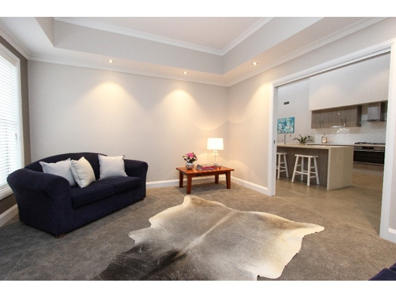 8 Phillip Street, Llanarth NSW 2795