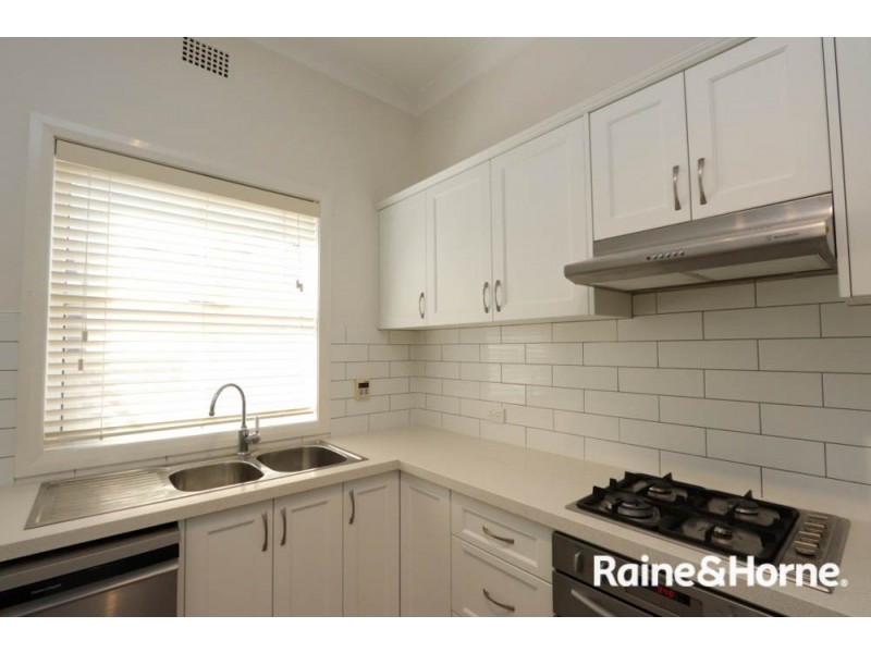 22 Brilliant St, South Bathurst NSW 2795