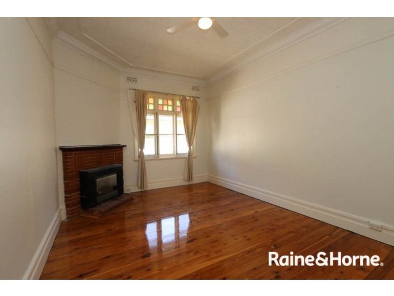22 Brilliant St, South Bathurst NSW 2795