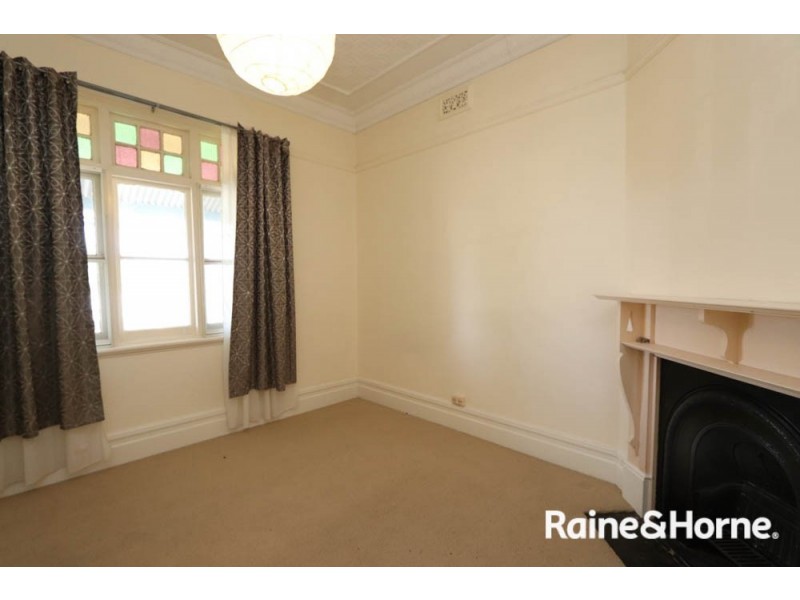 22 Brilliant St, South Bathurst NSW 2795