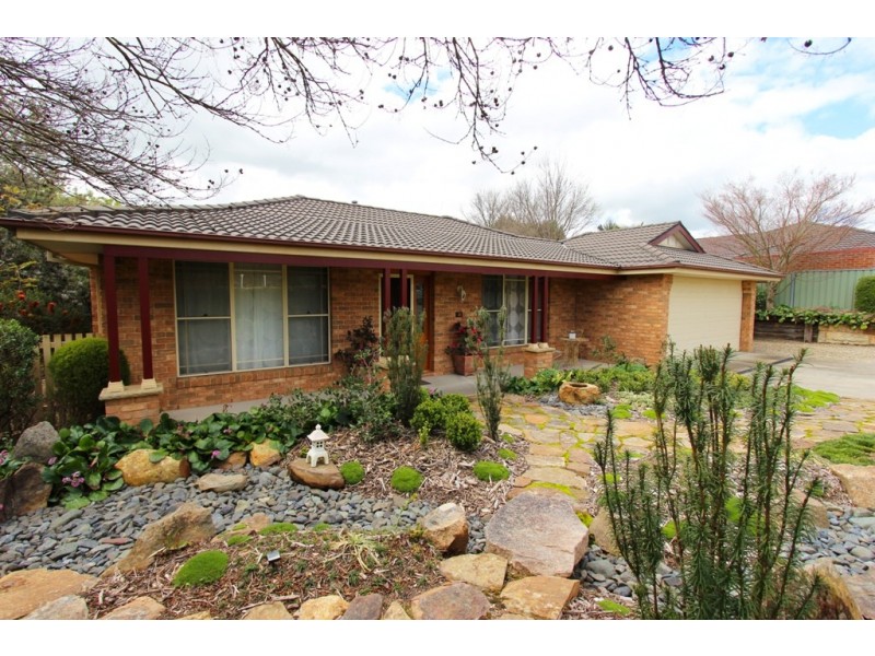 11 Rosemont Ave, Kelso NSW 2795