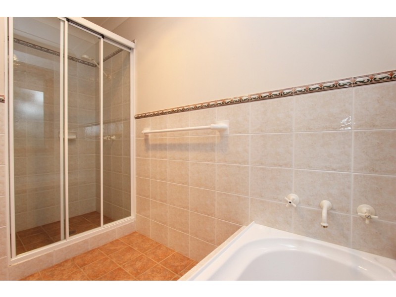 11 Rosemont Ave, Kelso NSW 2795