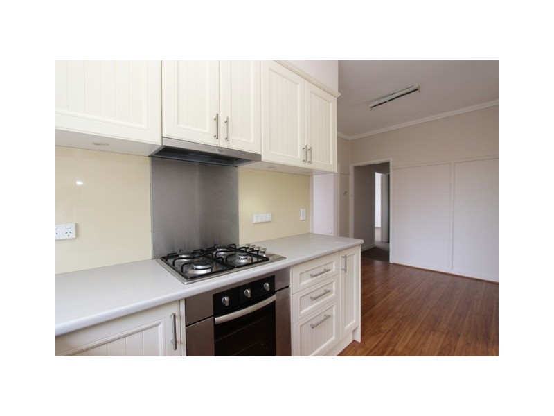 12 Tremain Ave, Bathurst NSW 2795
