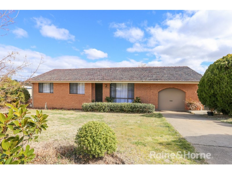 32 NAPIER STREET, Windradyne NSW 2795