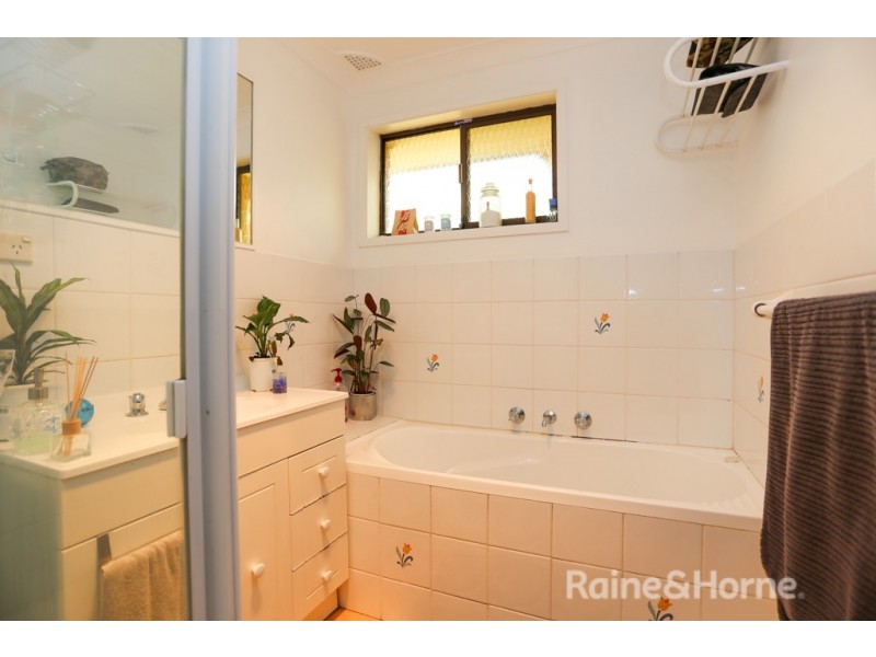 32 NAPIER STREET, Windradyne NSW 2795