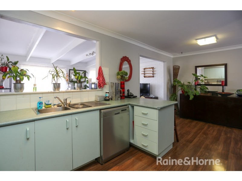 32 NAPIER STREET, Windradyne NSW 2795