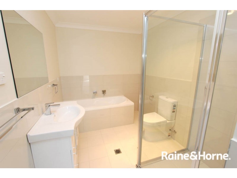 4/40 Wentworth Drive, Kelso NSW 2795