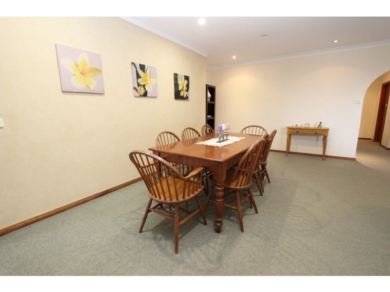 15 McKell Street, West Bathurst NSW 2795