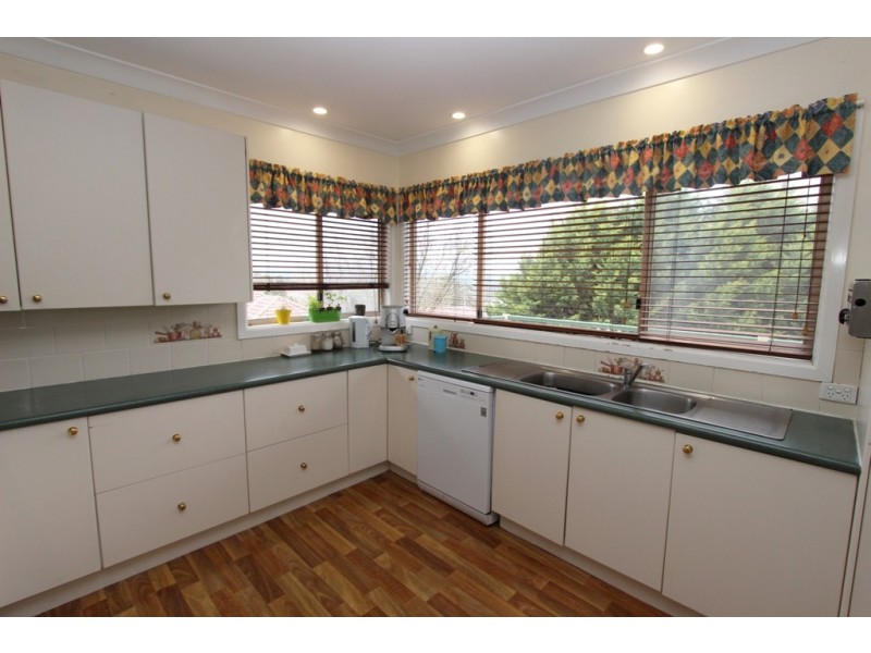 15 McKell Street, West Bathurst NSW 2795