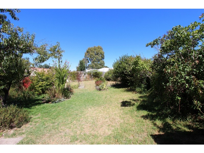 24 Torch Street, Bathurst NSW 2795