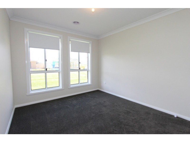 4 Cusick Street, Eglinton NSW 2795