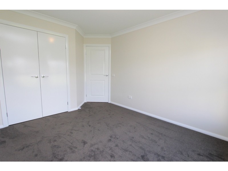 4 Cusick Street, Eglinton NSW 2795