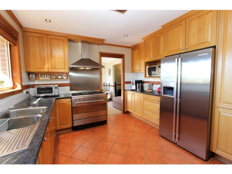 10 Sherman Place, Llanarth NSW 2795