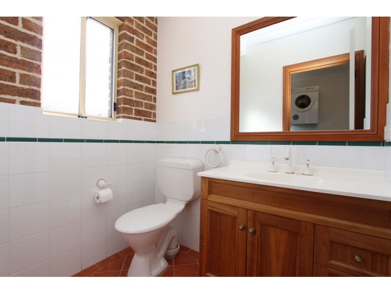 10 Sherman Place, Llanarth NSW 2795