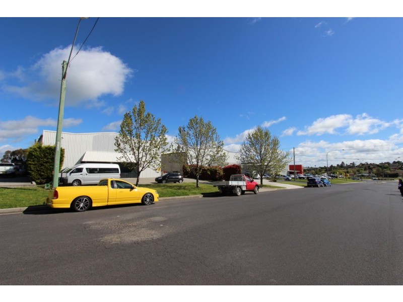 7 Bradwardine, Bathurst NSW 2795