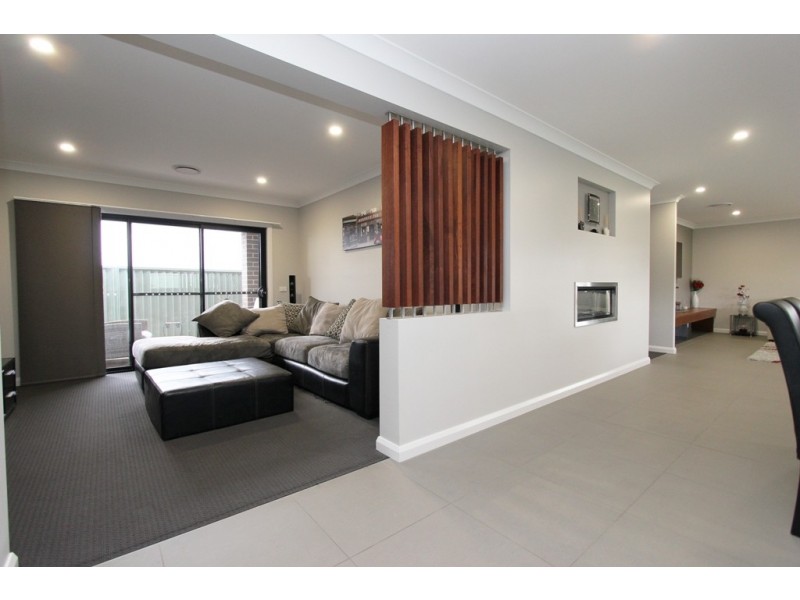 6 Knight Place, Llanarth NSW 2795