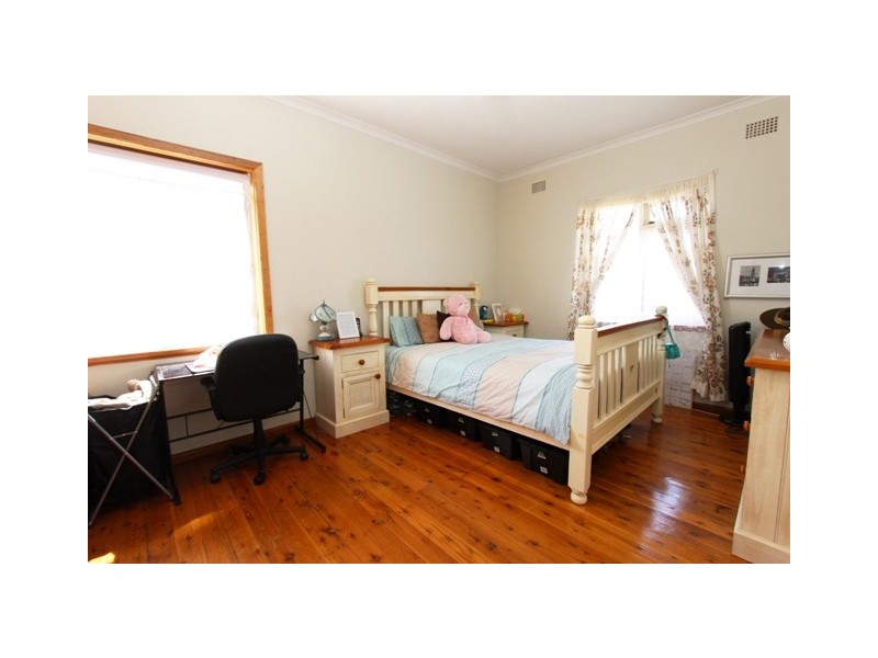 3 Wolseley Street, South Bathurst NSW 2795