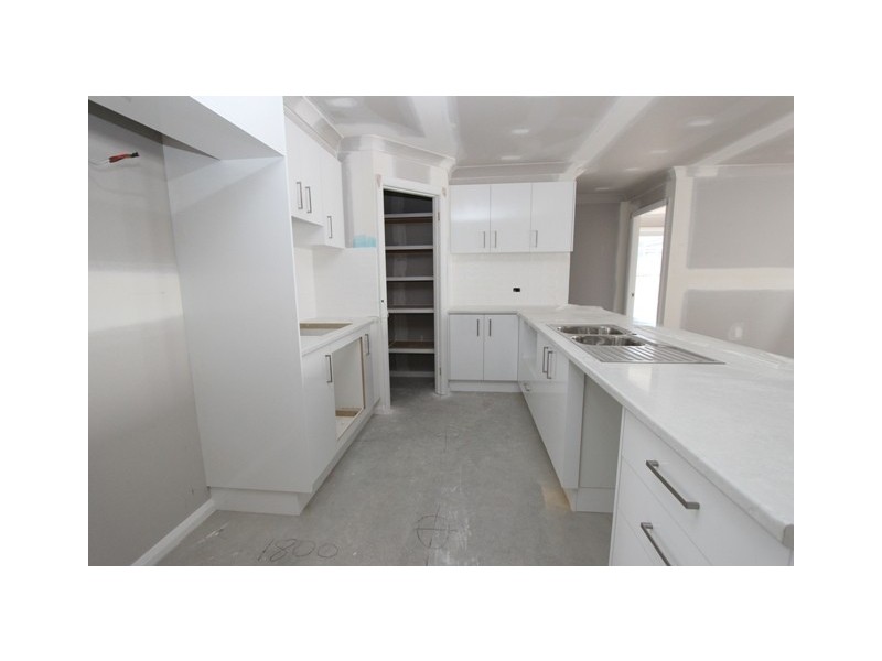 26 Governors Parade, Windradyne NSW 2795