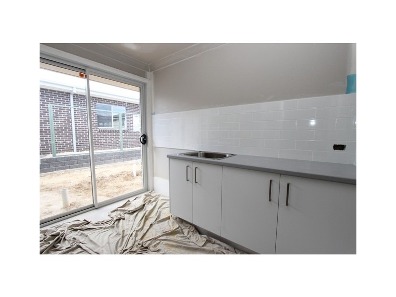 26 Governors Parade, Windradyne NSW 2795