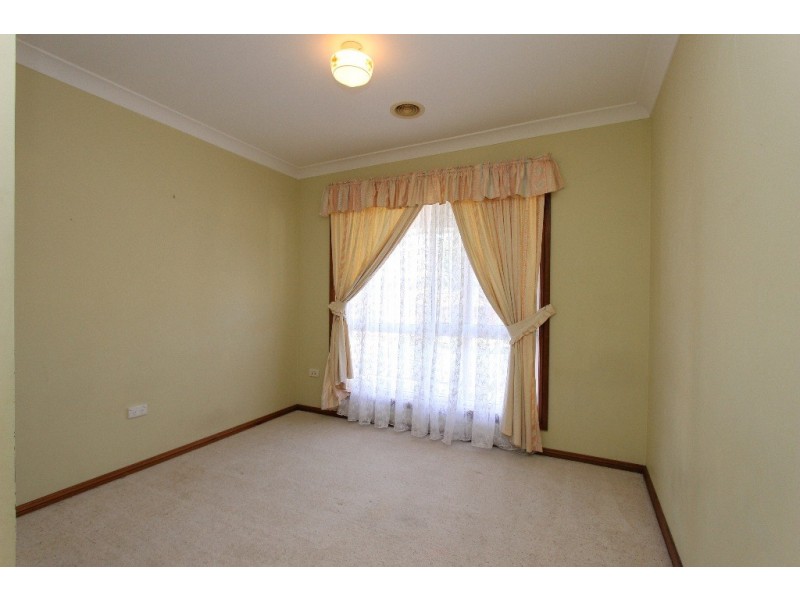 64 Lorimer Street, Llanarth NSW 2795
