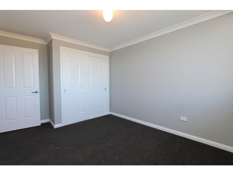 10 Twynam Street, Windradyne NSW 2795