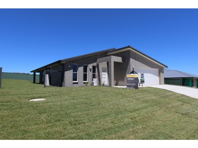 10 Twynam Street, Windradyne NSW 2795