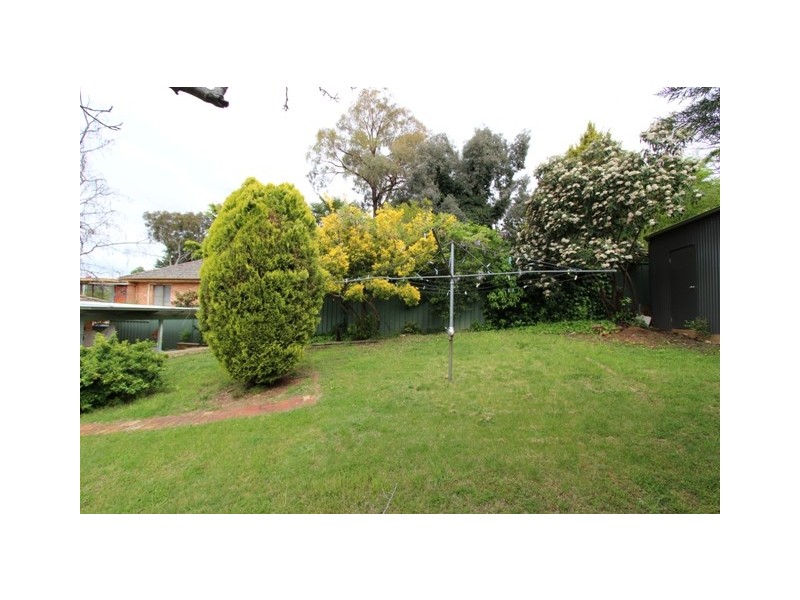11 Violet Street, Bathurst NSW 2795